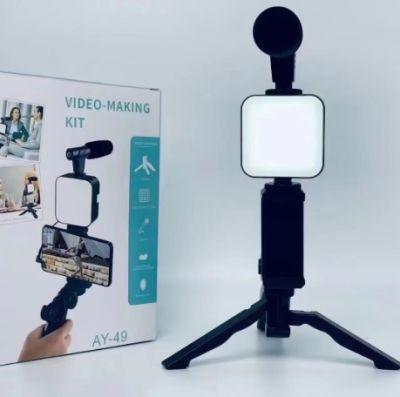 Фотографски влогинг комплект (iPhone), статив, LED светлина, микрофон